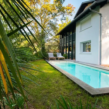 Hébergement de vacances Analoma - - Piscine - *
